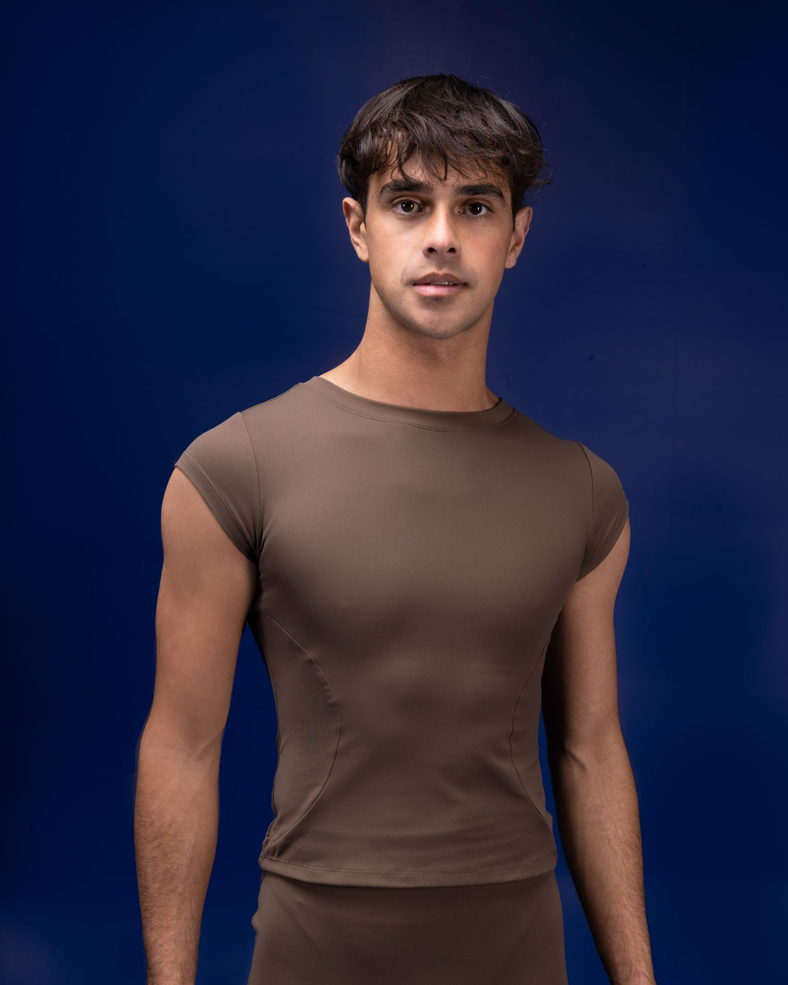 The By Dean Tee is a must have staple for the male dancers to drive for power and performance.